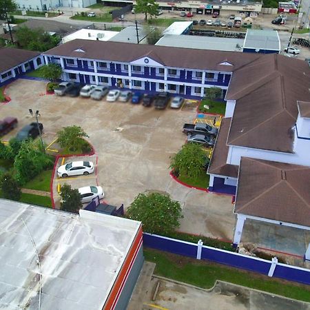 Scottish Inn And Suites Houston-Jones Road Louetta 외부 사진