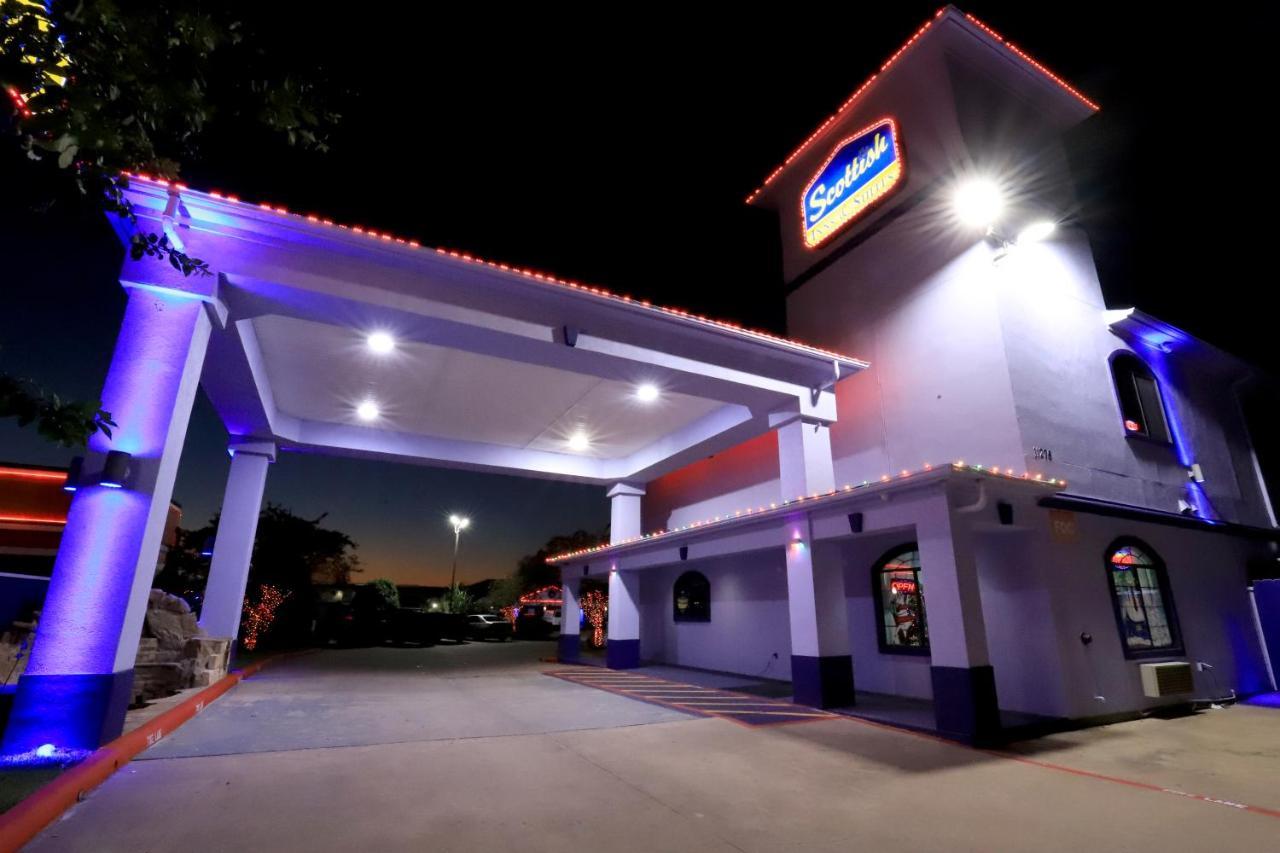 Scottish Inn And Suites Houston-Jones Road Louetta 외부 사진